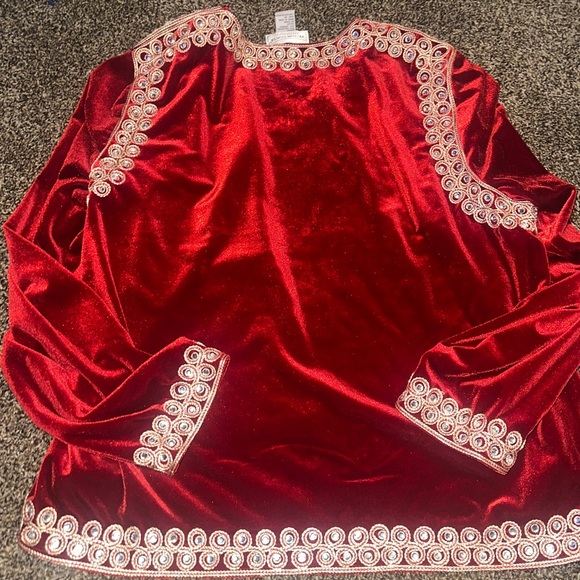 Victor Costa Vintage Red Velvet Blazer with Gold Embellishments Renaissance - Picture 4 of 4